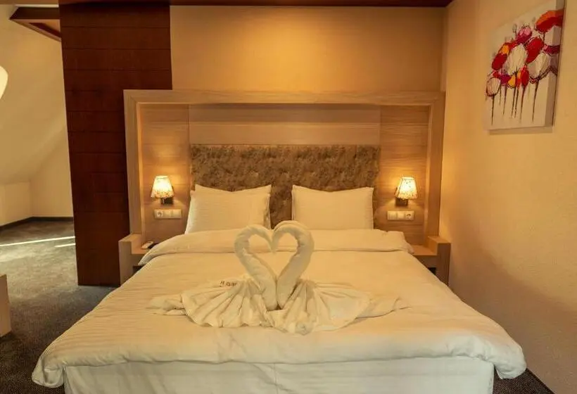 スーペリアスタジオ, Boutique Hotel Provence бутик хотел прованс