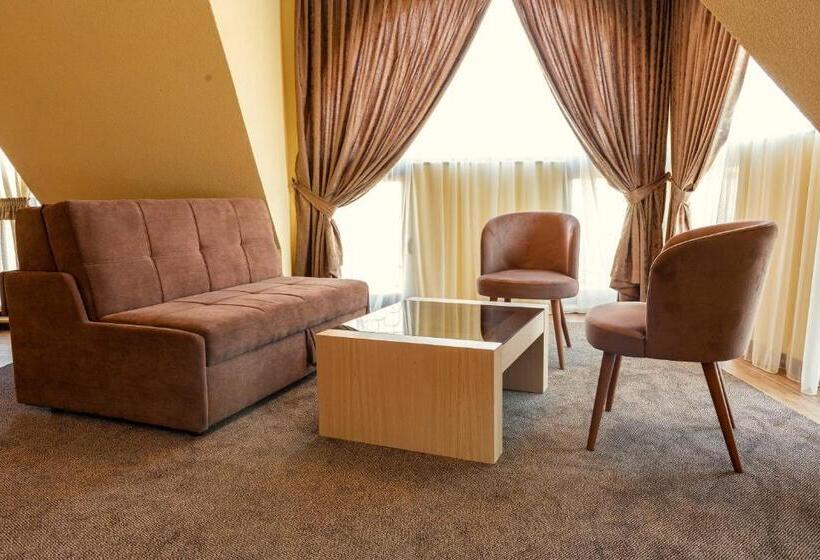 Estudio Superior, Boutique Hotel Provence бутик хотел прованс