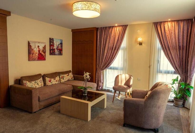 Apartamento Superior 1 Dormitorio, Boutique Hotel Provence бутик хотел прованс