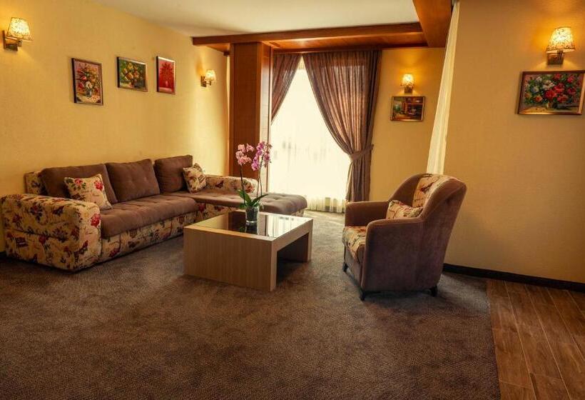 1 Schlafzimmer Superior Apartment, Boutique Hotel Provence бутик хотел прованс