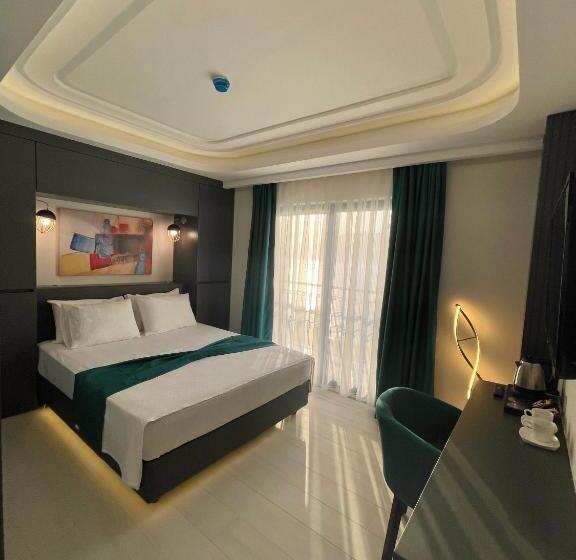 Номер Superior, Gumus Peninsula