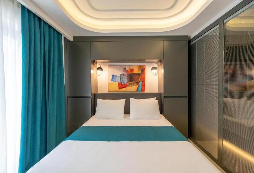 Номер Superior, Gumus Peninsula