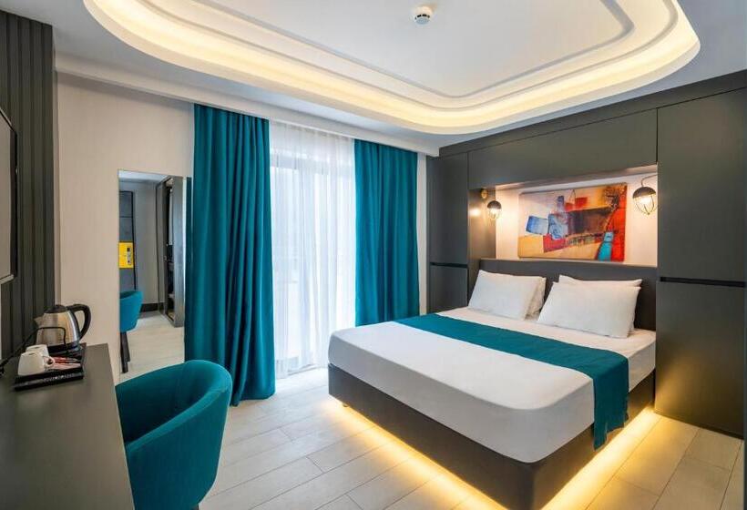 Номер Superior, Gumus Peninsula