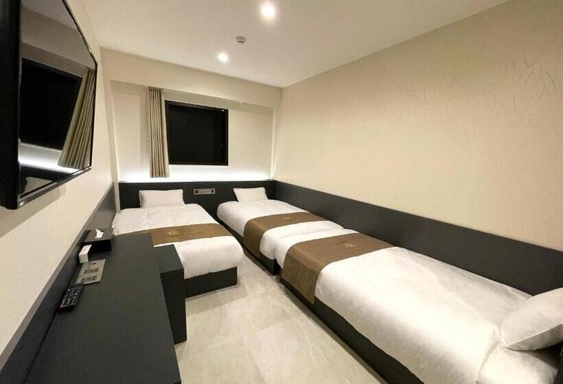 اتاق راحتی سه تخته, 対馬 Central Park