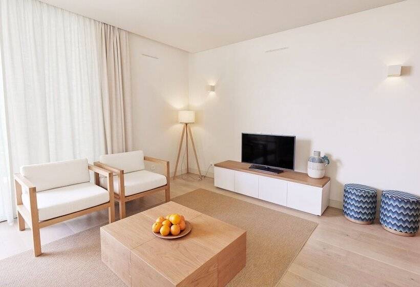 Апартаменты 3 Спальни, White Shell Beach Villas