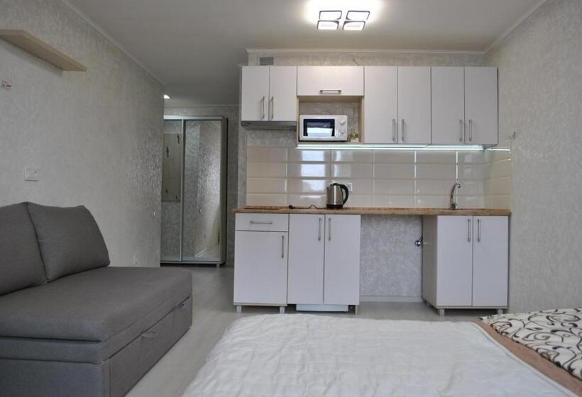 غرفة قياسية ثلاثية, Apart Hotel Sky