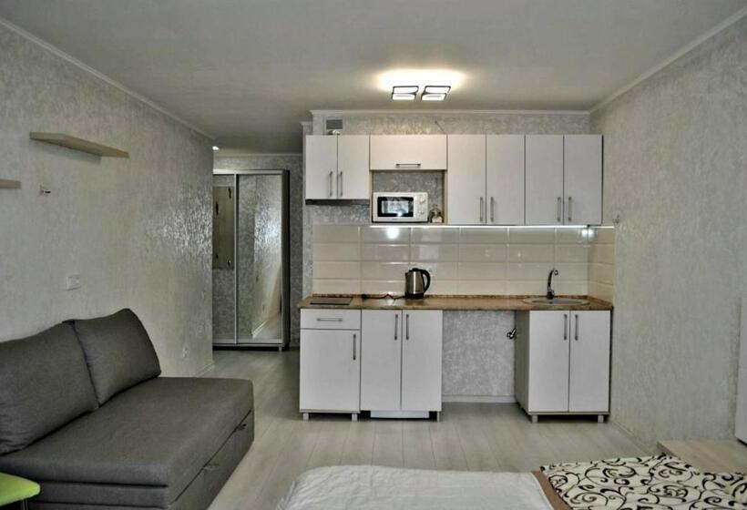 غرفة قياسية ثلاثية, Apart Hotel Sky