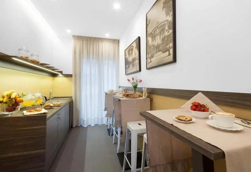 اتاق لوکس, La Cassarmonica Guest House