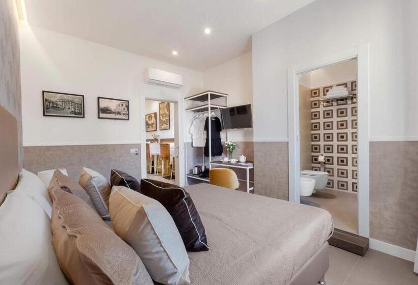 Номер Deluxe, La Cassarmonica Guest House