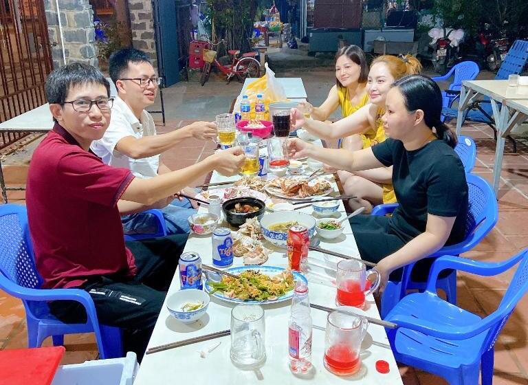 اتاق لوکس, Nhà Nghỉ Cát Đằng Hồ Tràm