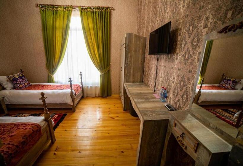 اتاق استاندارد, Old Town Sheki