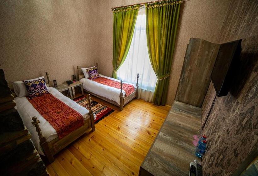 اتاق استاندارد, Old Town Sheki