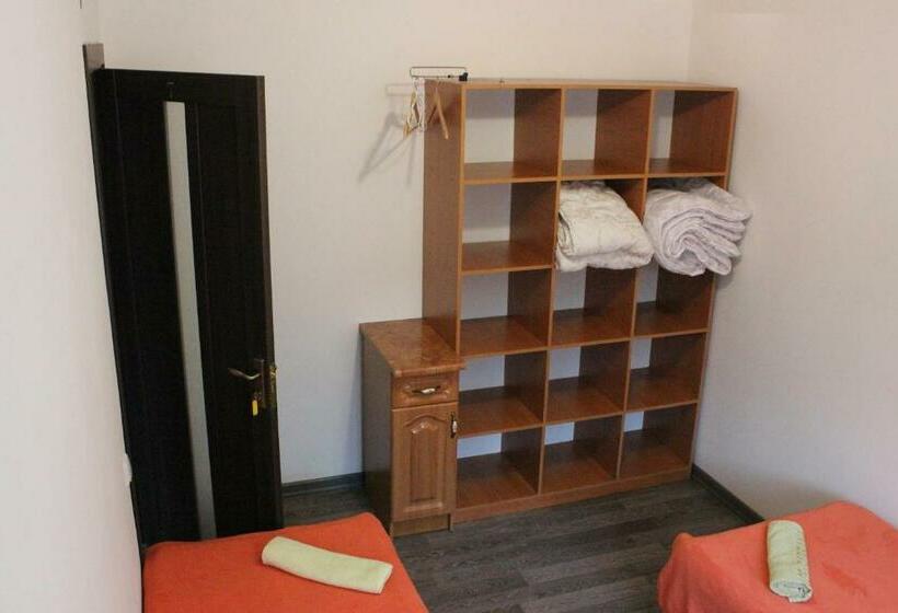 اتاق استاندارد, Privatnyy Khostel