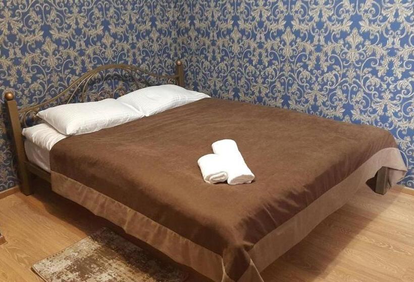 آپارتمان 1 خوابه, Privatnyy Khostel