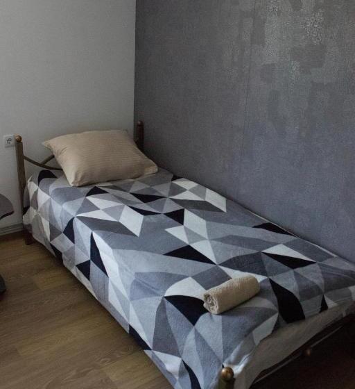 اتاق استاندارد, Privatnyy Khostel