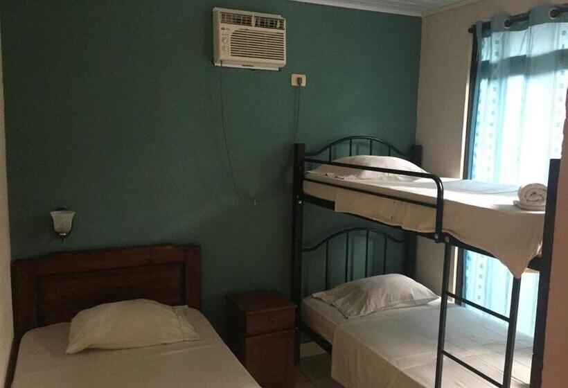 اتاق خانوادگی, Villas Luna De Miel