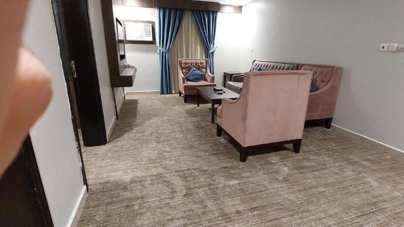 2 Schlafzimmer Apartment, همم للشقق المخدومة   الرحيلي Jeddah