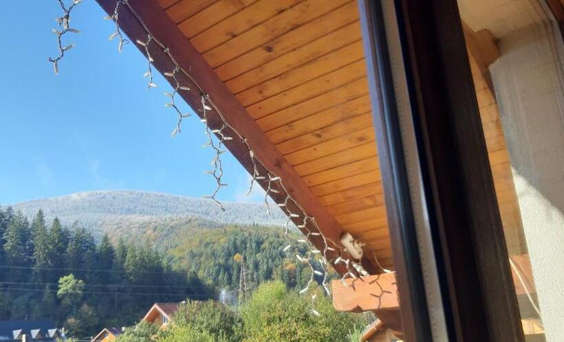 اتاق خانوادگی با چشم‌انداز کوه, гірська соната