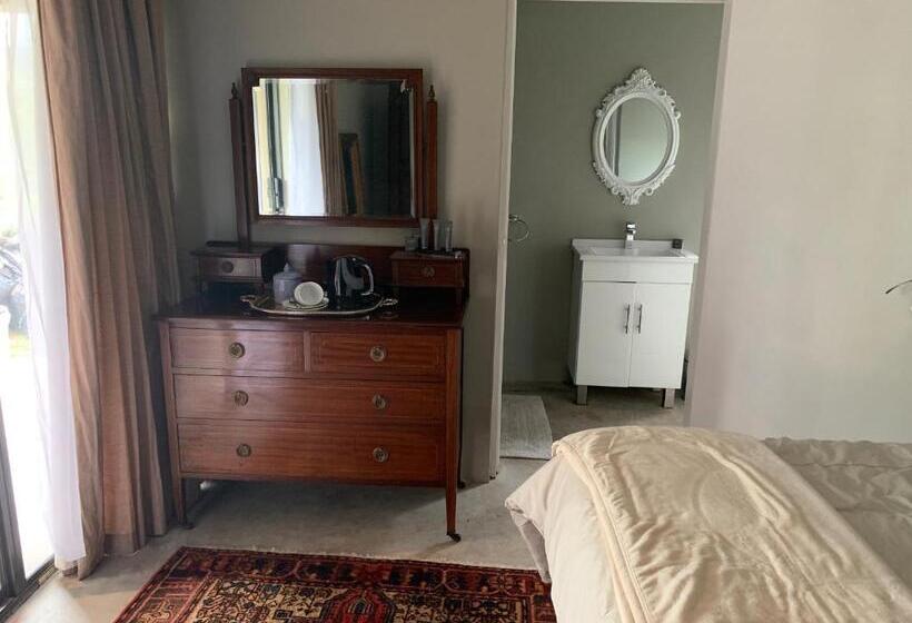 غرفة قياسية مطلّة علي الحديقة, Cavalo Guesthouse & Equestrian Estate