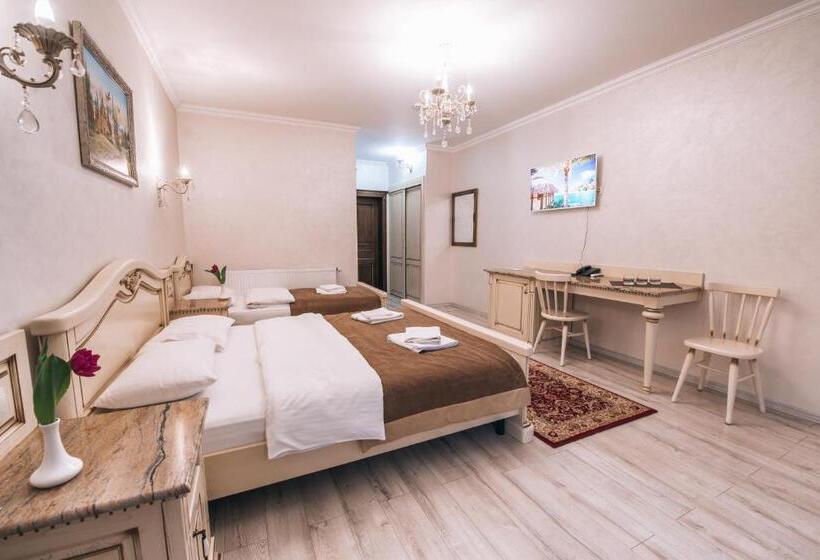 اتاق استاندارد سه نفره, Diamond Resort White