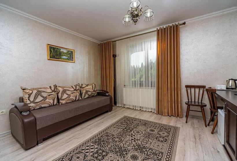 سوییت, Diamond Resort White