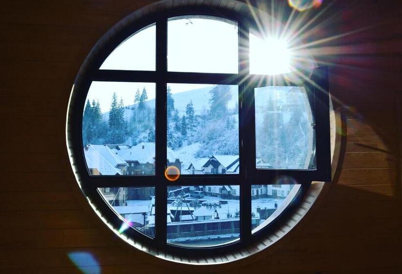 سوییت خانوادگی, Diamond Resort White