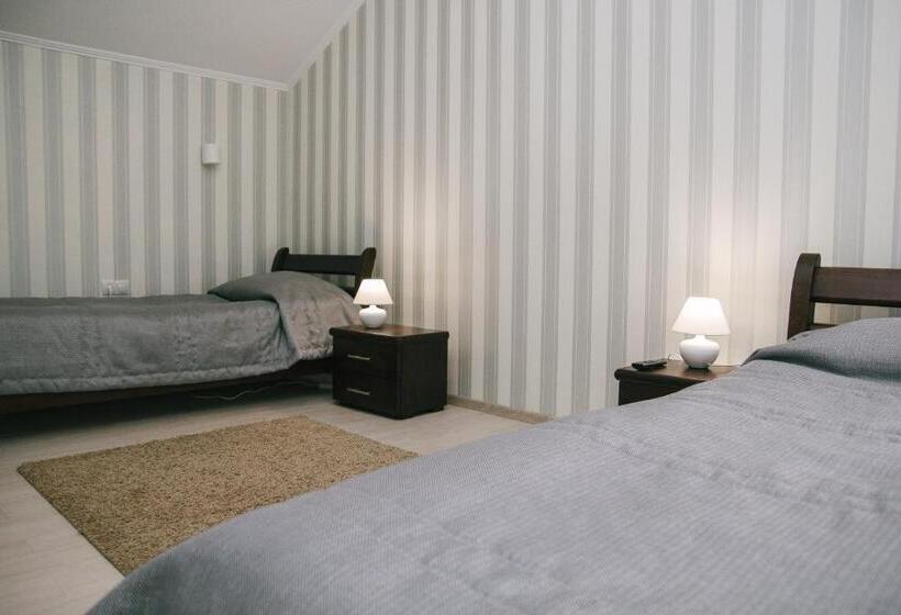 חדר דלוקס, Dikanka