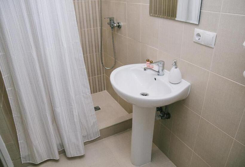 חדר דלוקס, Dikanka