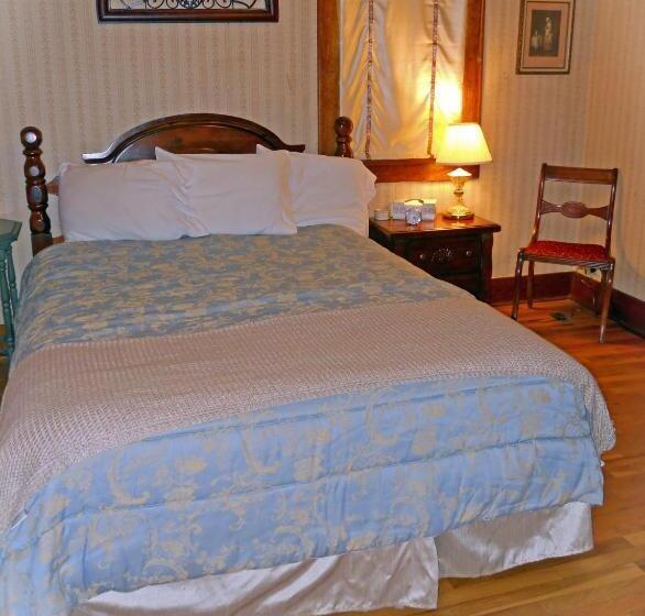 스위트, Little River Inn Motel