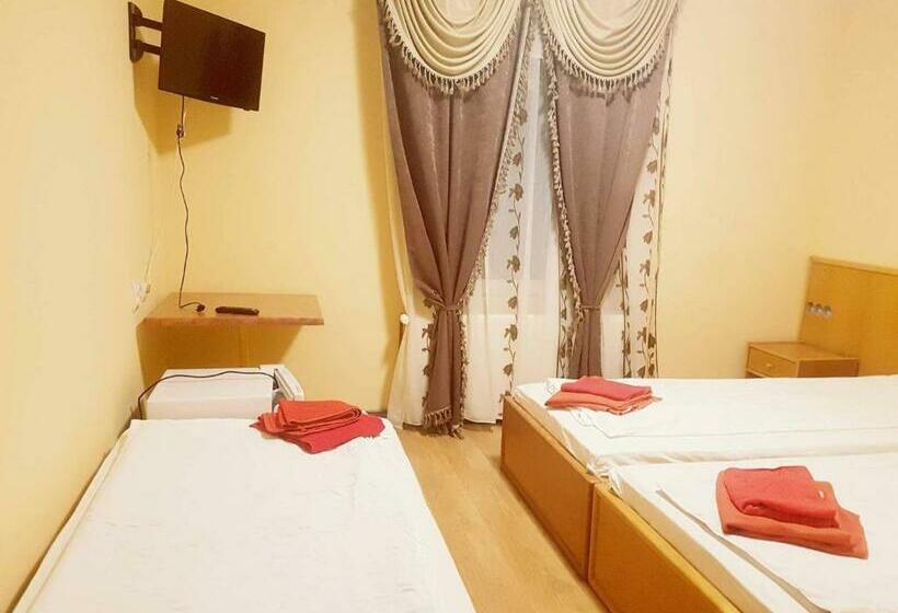 スタンダードトリプルルーム, Complex Turistic Gura Jgheabului