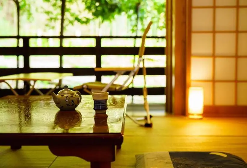 スタンダード4人部屋, Ryoan Fukinotou