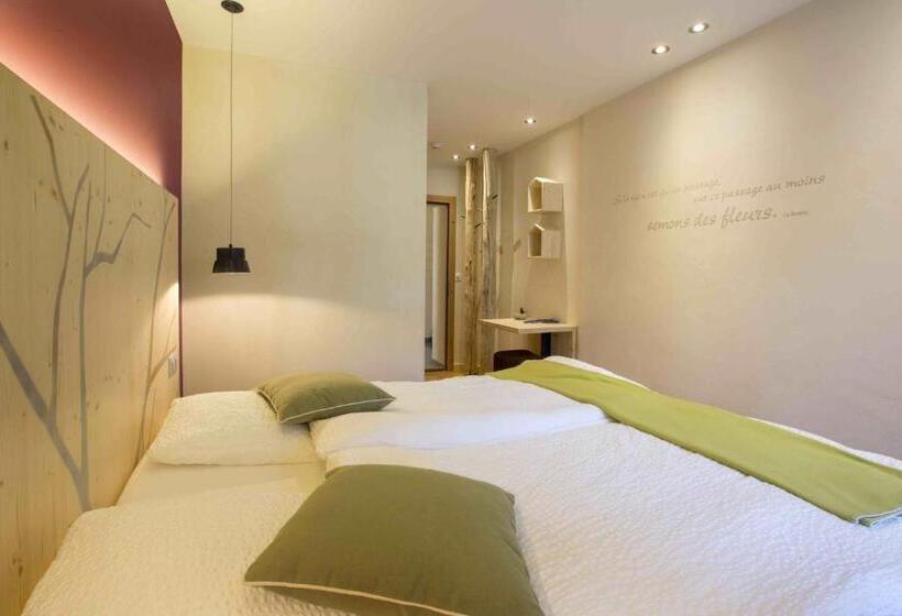 Номер Стандарт, Auberge De L Hospice