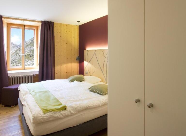 Номер Стандарт, Auberge De L Hospice