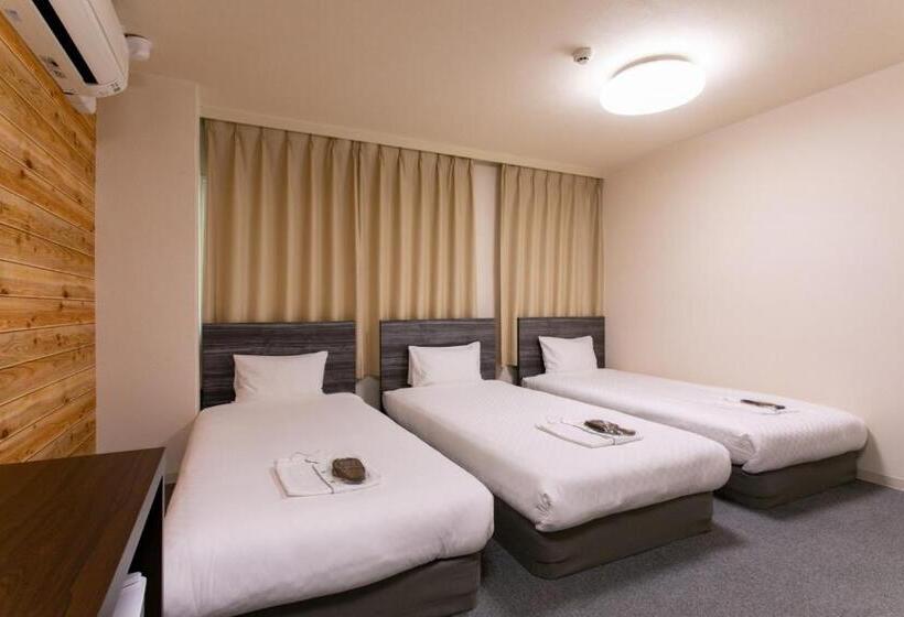 חדר סטנדרט לארבעה, Bakery Hotel Chateau D Or