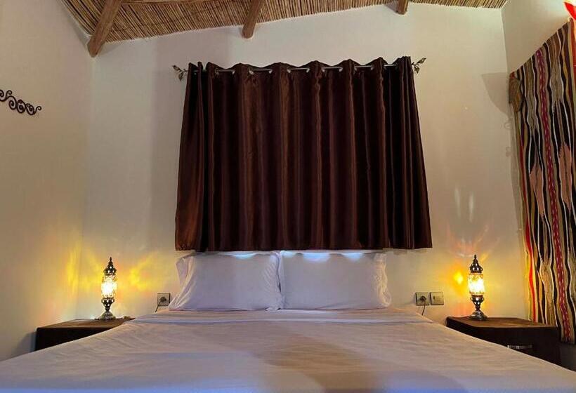 کلبه ییلاقی, Gîte Raid Oriental