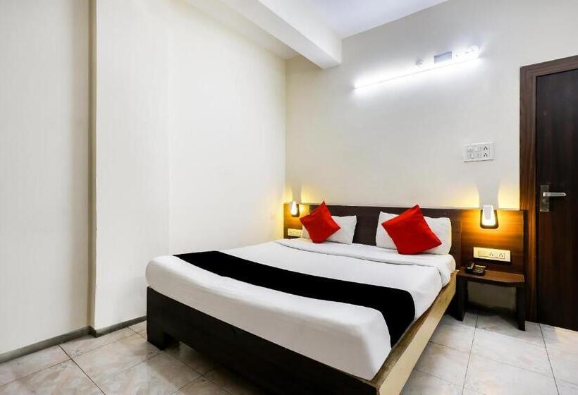 اتاق استاندارد, Collection O 3761 Hotel Shree Datta