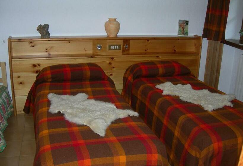 חדר סטנדרט לשלושה, Agriturismo Lo Ratelé