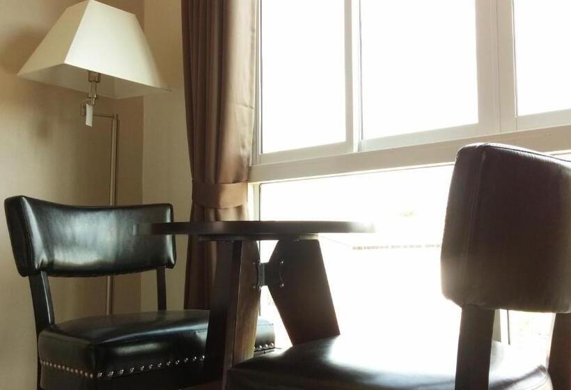 Номер Стандарт, Neo Km10โรงแรมที่พักใกล้สนามบินอู่ตะเภา แสมสาร สัตหีบ บ้านฉาง