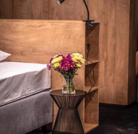 Номер Deluxe, Novy Kastiel Self Check In