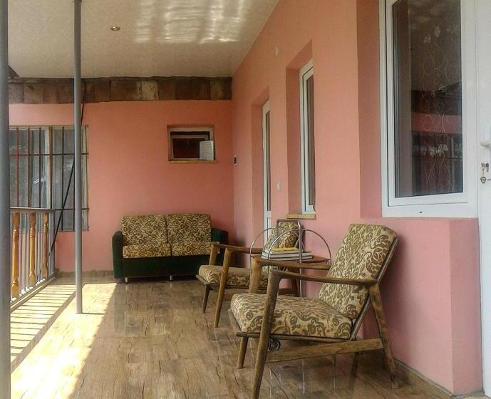 اتاق استاندارد یک نفره, Guest House Mary