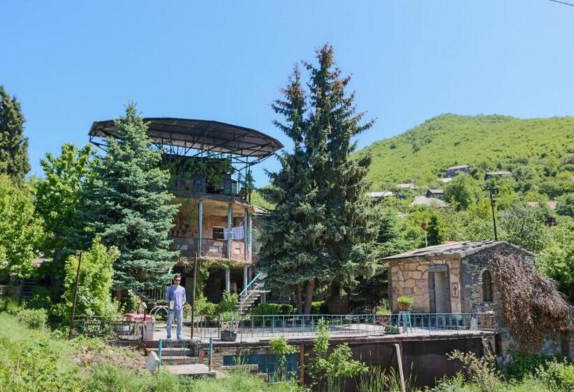 اتاق استاندارد یک نفره, Guest House Mary