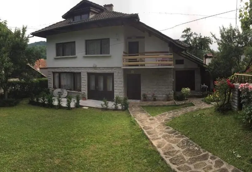 ビラホテル1ベッドルーム, Luylyana Guesthouse