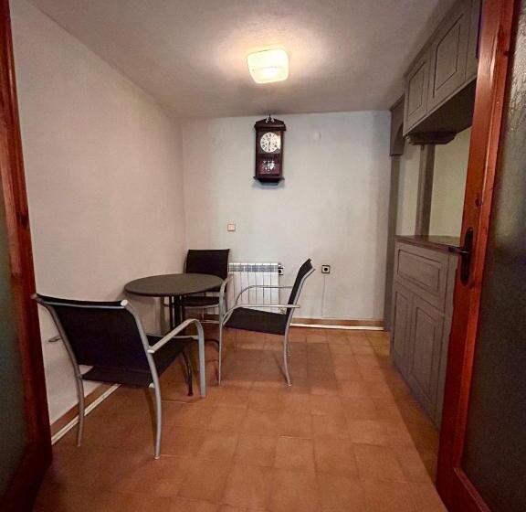 Апартаменты 1 Спальня Вид на Сад, Luylyana Guesthouse