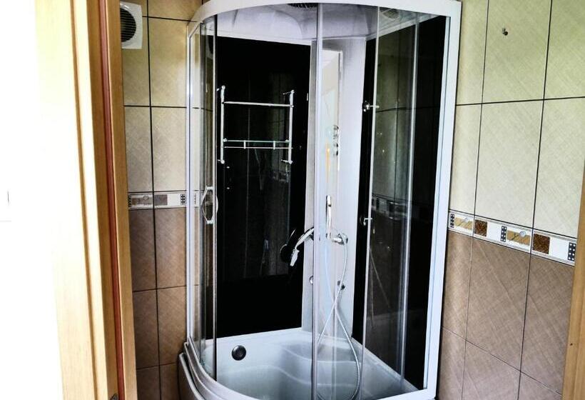 Номер Стандарт, Pensiunea Roua Florilor