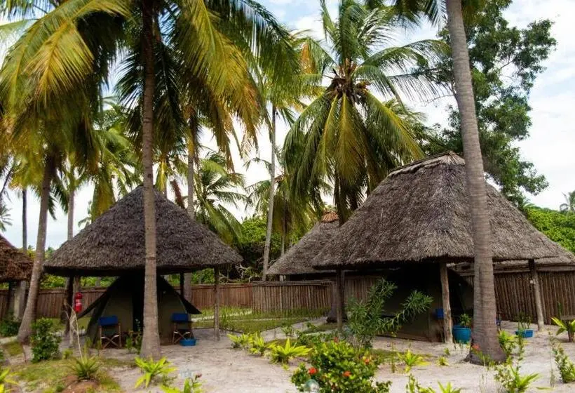 Standard Tent, Butiama Marine Camp