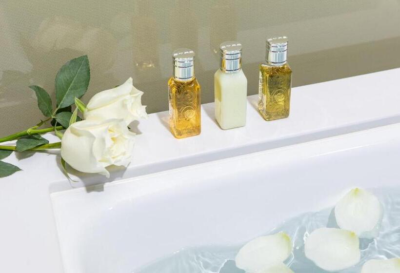 Номер Премиум Вид на Сад, Gran Melia Chengdu