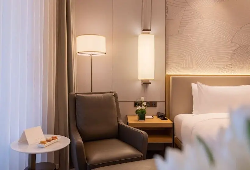 庭の見えるプレミアムルーム, Gran Melia Chengdu