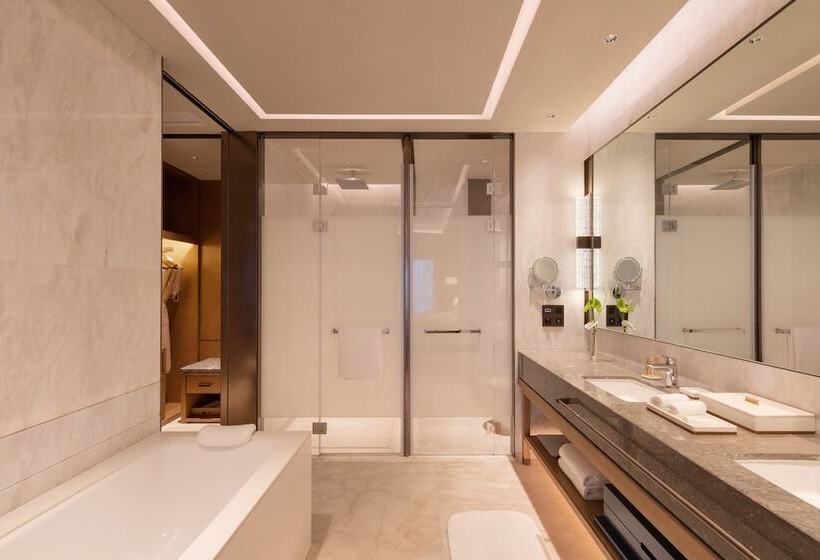 Люкс, Gran Melia Chengdu