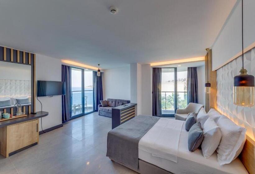 주니어 스위트 발코니, Signature Blue Resort Kuşadası