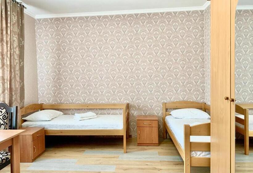 Четырехместный Номер Классик, мини гостиница три коня